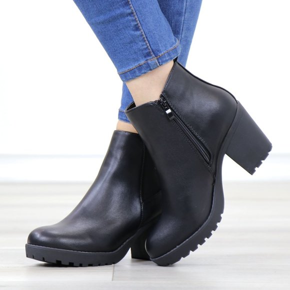 Chelsea Chunky Block High Heel Ankle Boots Black Synthetic Leather - Picture 8 of 12